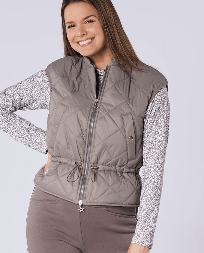 SWING OUT SISTER Pearl Active Vest Walnut Whip