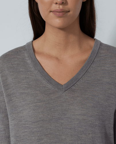 SIZE M - DAILY SPORTS Boston V-Neck Pullover 288 Merino Wool Desert