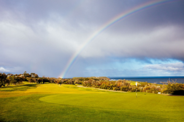 Pourquoi votre golf n'a pas besoin de s'arrêter lorsque le temps pluvieux arrive.