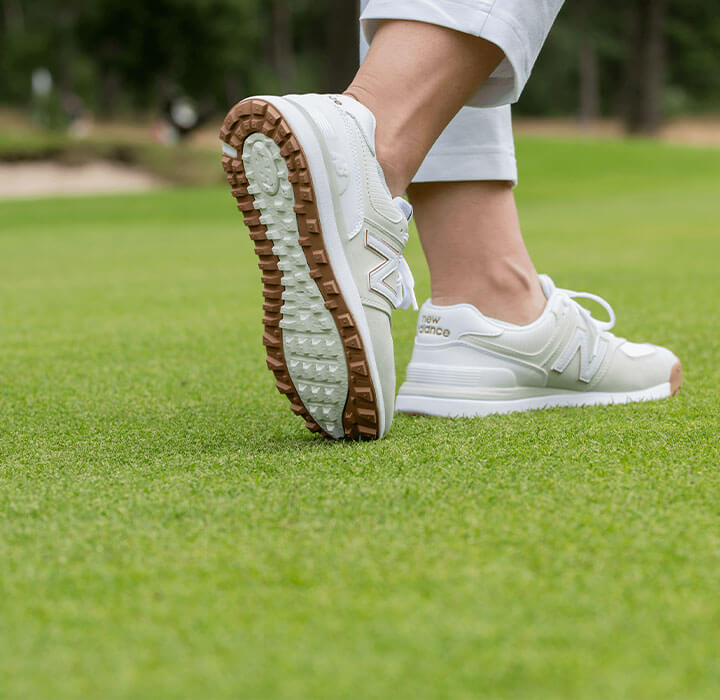 Your Comprehensive Guide to Women's Golf Shoes