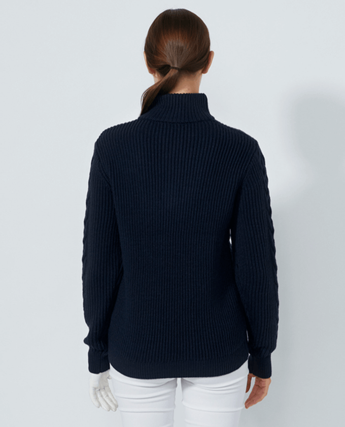 DAILY SPORTS Cable Lined Pullover 563 Navy