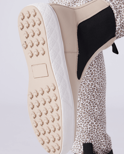 SWING OUT SISTER Carla Winter Golf Boot Gilded Beige