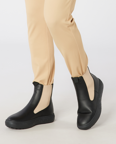 SWING OUT SISTER Carla Waterproof Winter Golf Boot Pitch Black