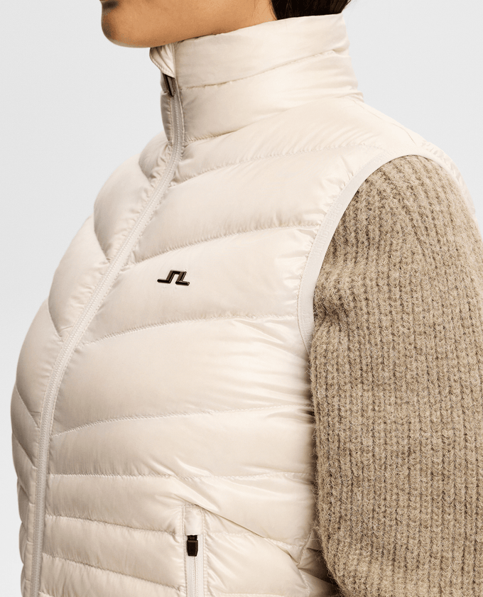 J.Lindeberg Lara Light Down Vest Moonbeam