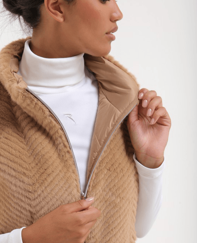 CHERVO Ersilia Faux-fur Reversible Vest Panama Panama