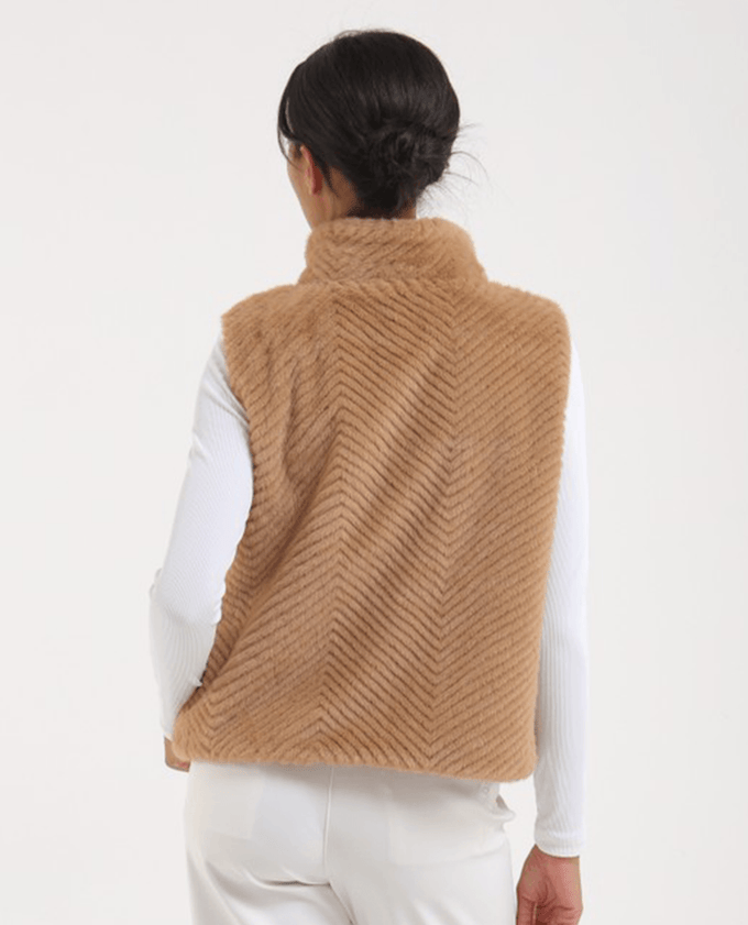 CHERVO Ersilia Faux-fur Reversible Vest Panama Panama